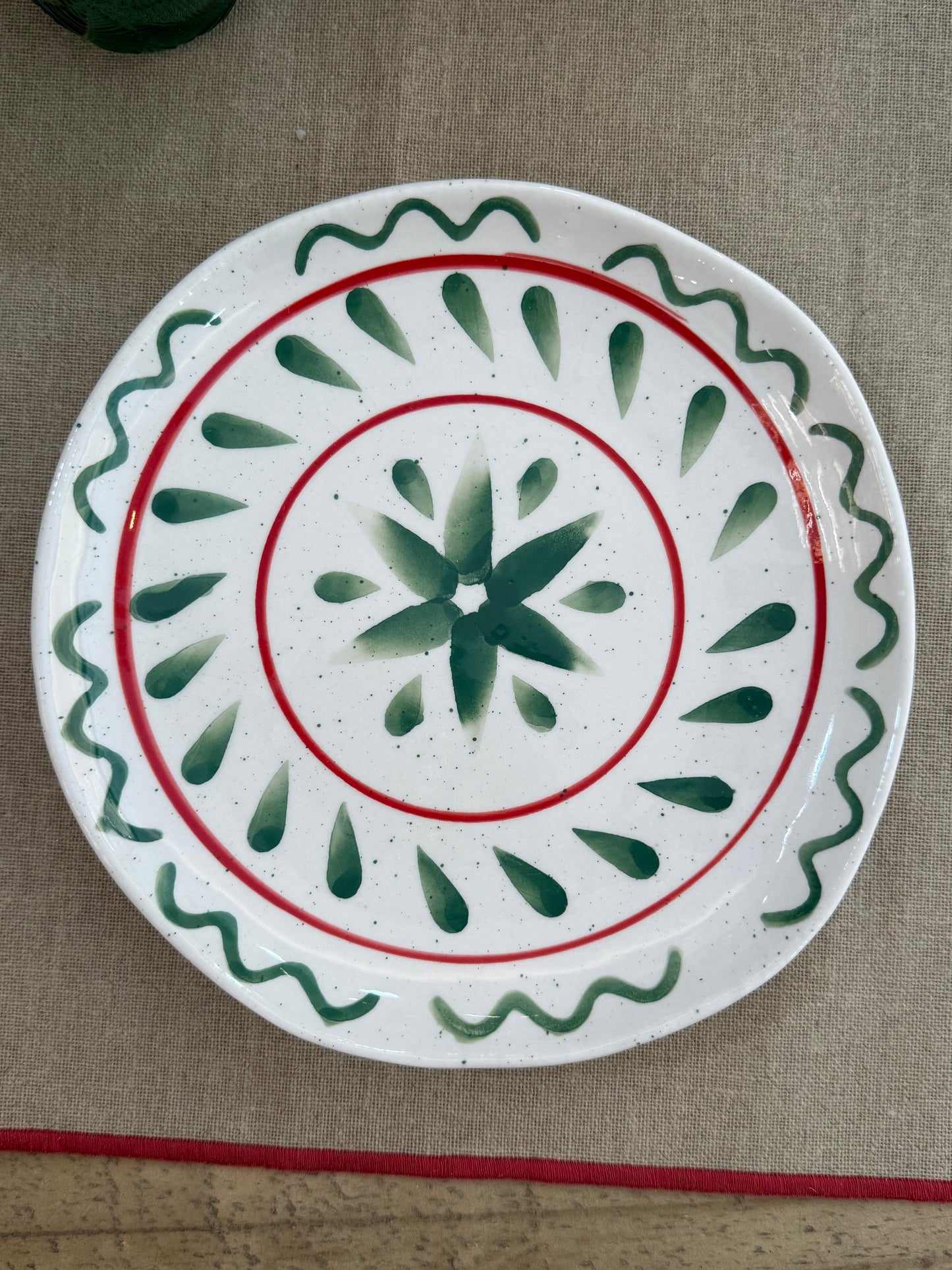 Vajilla verde y roja 12 piezas